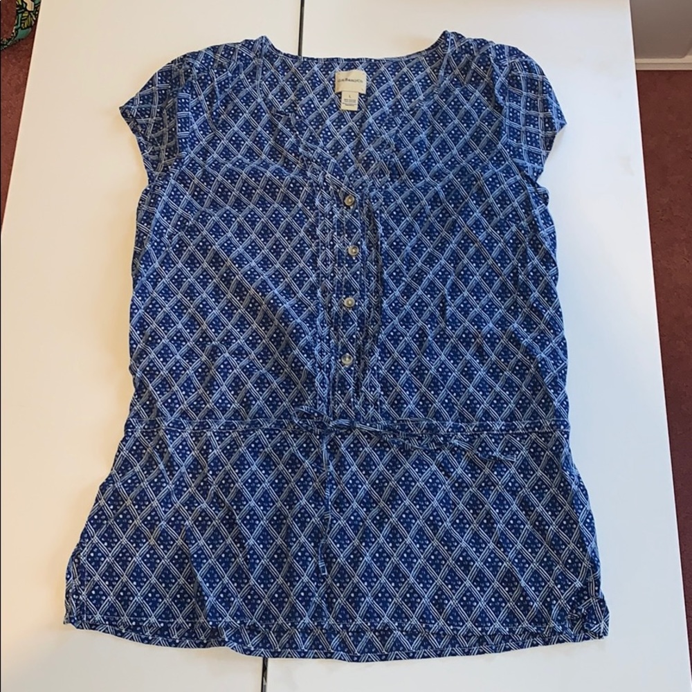 G.H. Bass & Co. Blue blouse size L